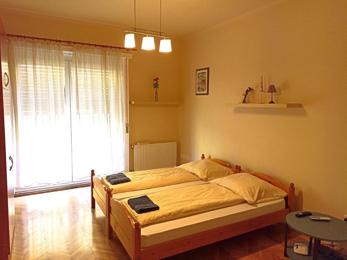 Opera Home Apartment Budapest Luaran gambar